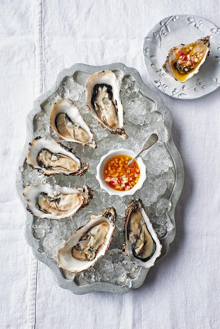 Oysters with apple and horseradish dressing