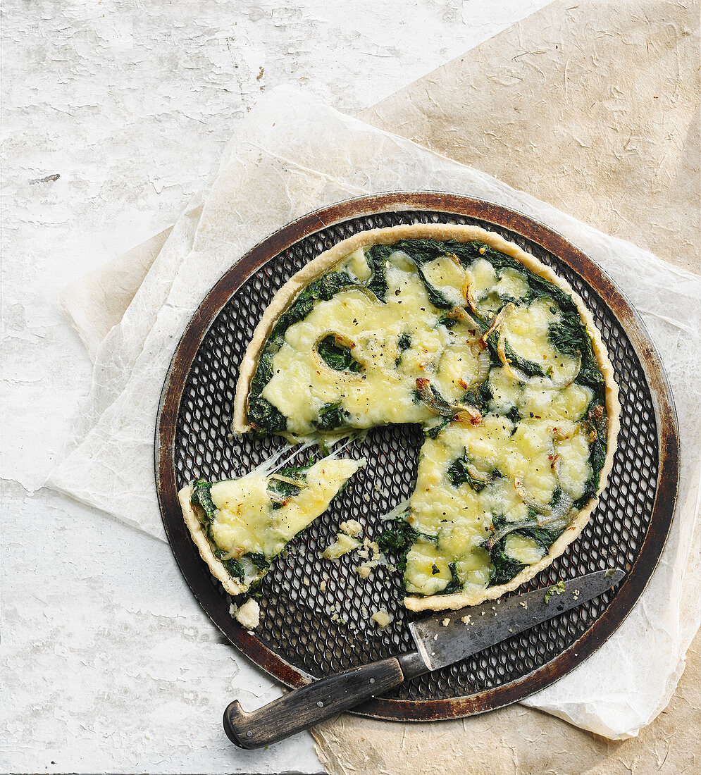 Spinach and fontina tart