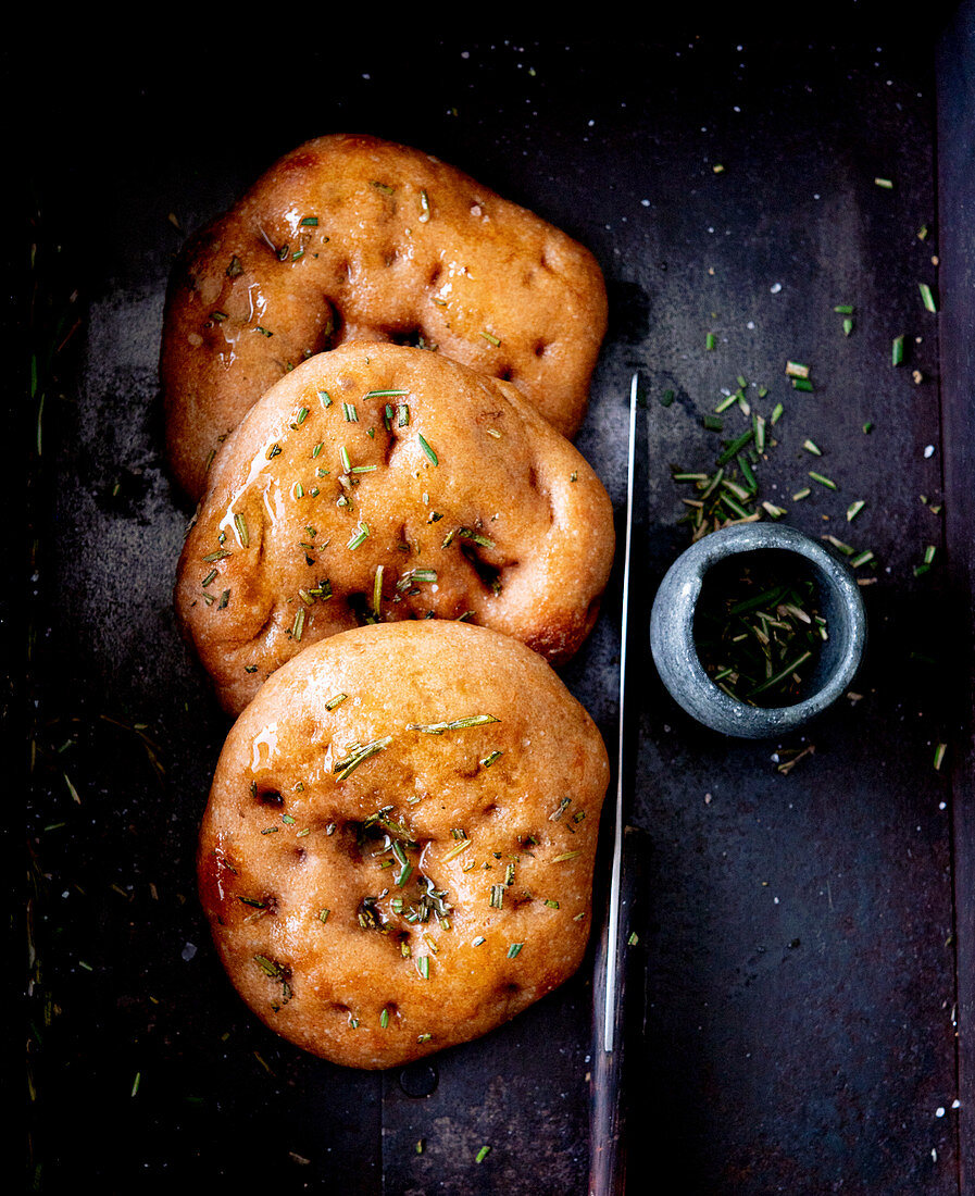 Unleavened bread with rosemary