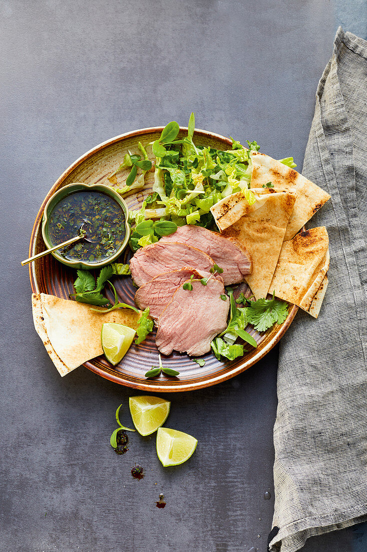 Vitello mit leichtem Soja-Limetten-Dip