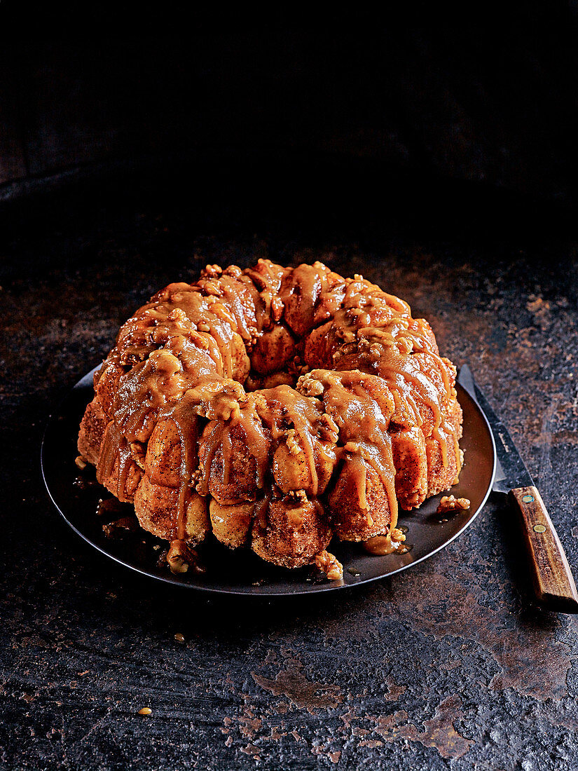 Drunken monkey bread