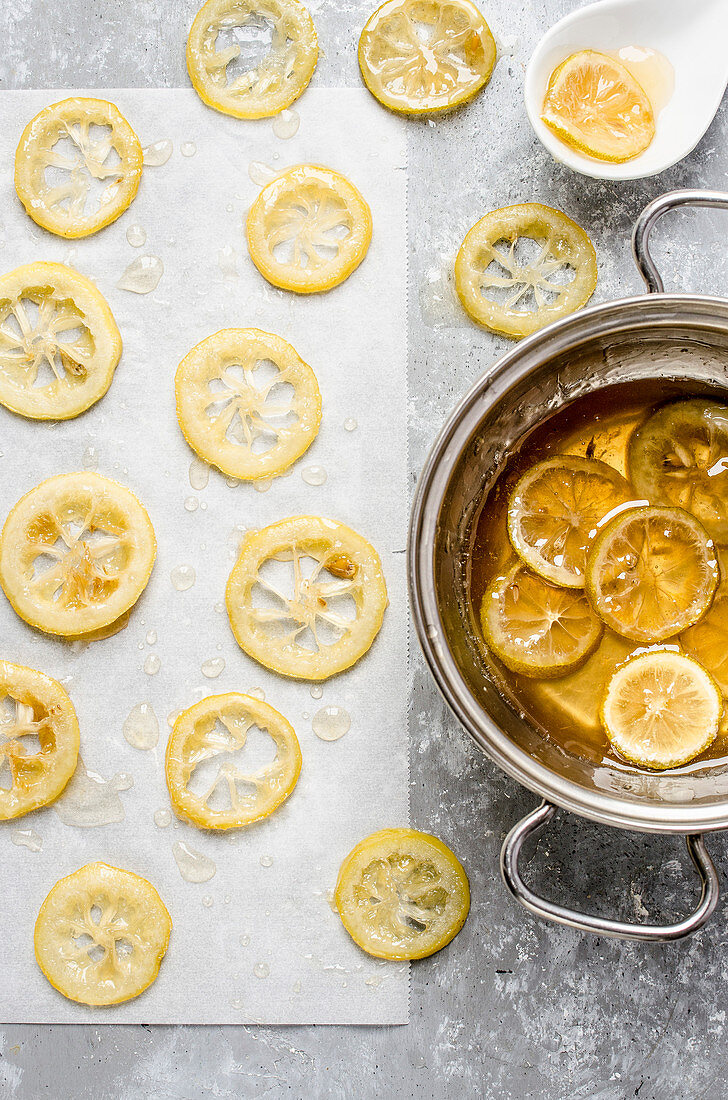 Candied lemon slices