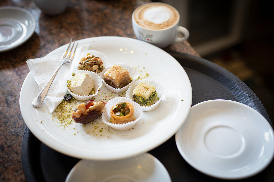 Syrische Desserts, Restaurant 'Saliba', Hamburg