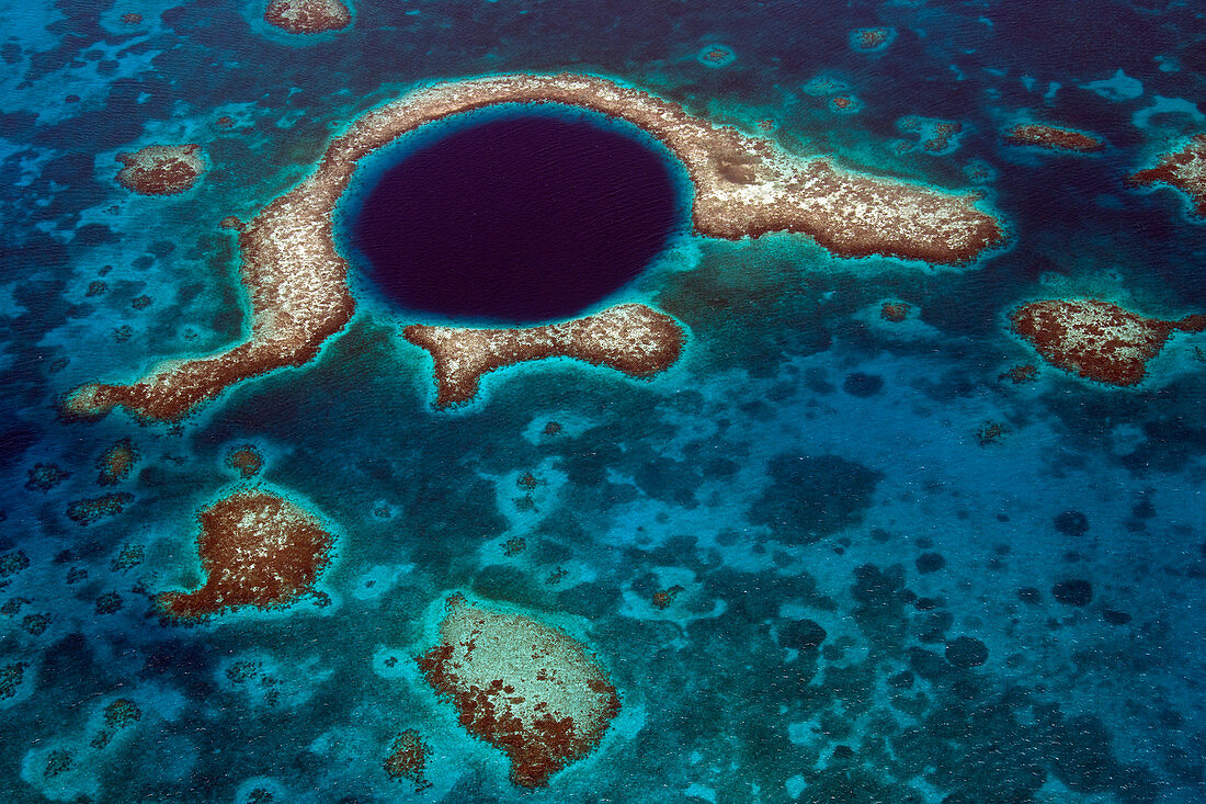 The Great Blue Hole, Lighthouse Reef Atoll, Belize