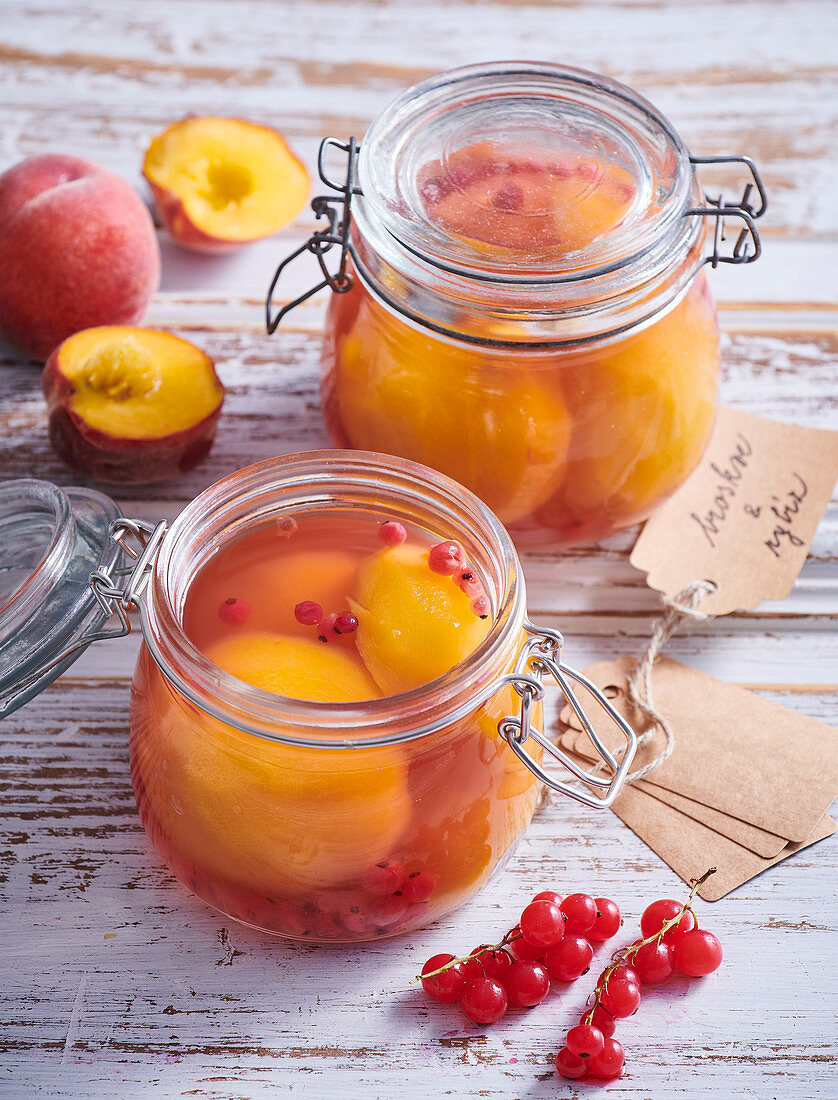 Peach-currant compote
