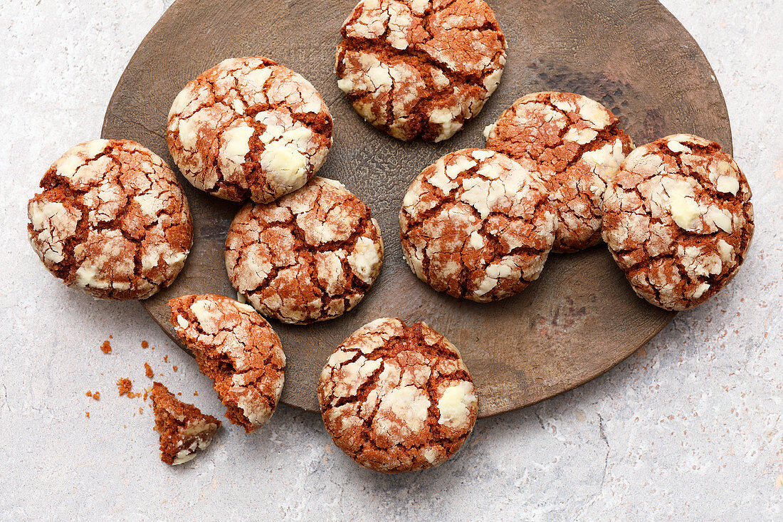 Lebkuchen-Crinkle-Cookies