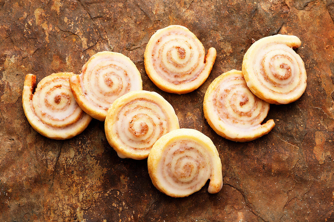 Cinnamon spiral biscuits