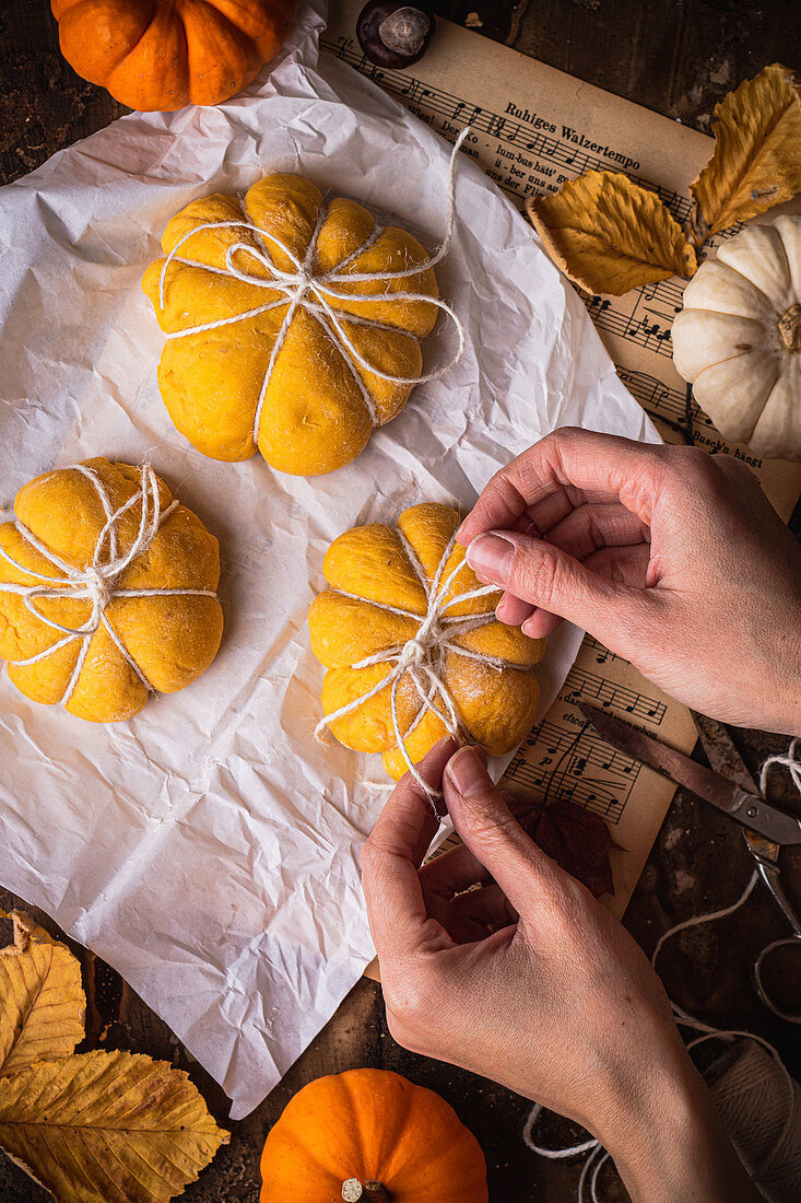 Vegan pumpkin buns