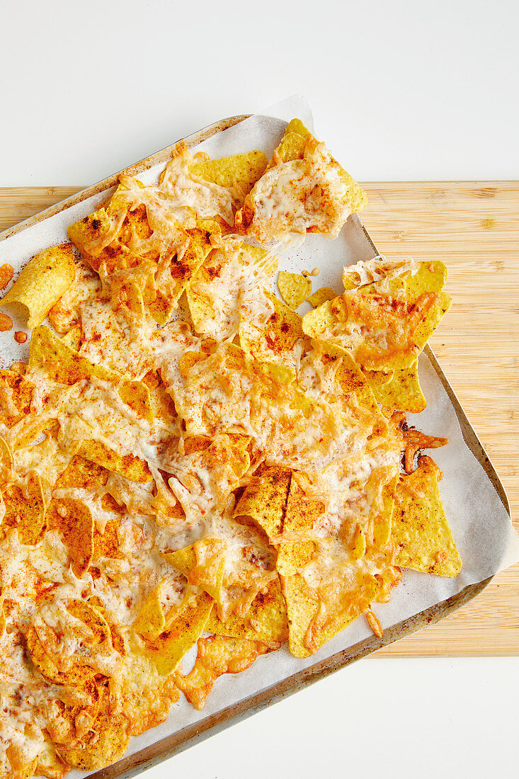 Oven baked nachos with cheese