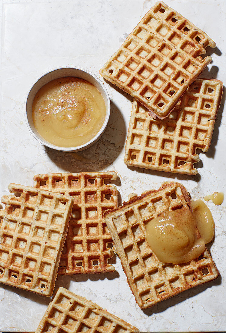 Yoghurt and nut waffles with apple sauce