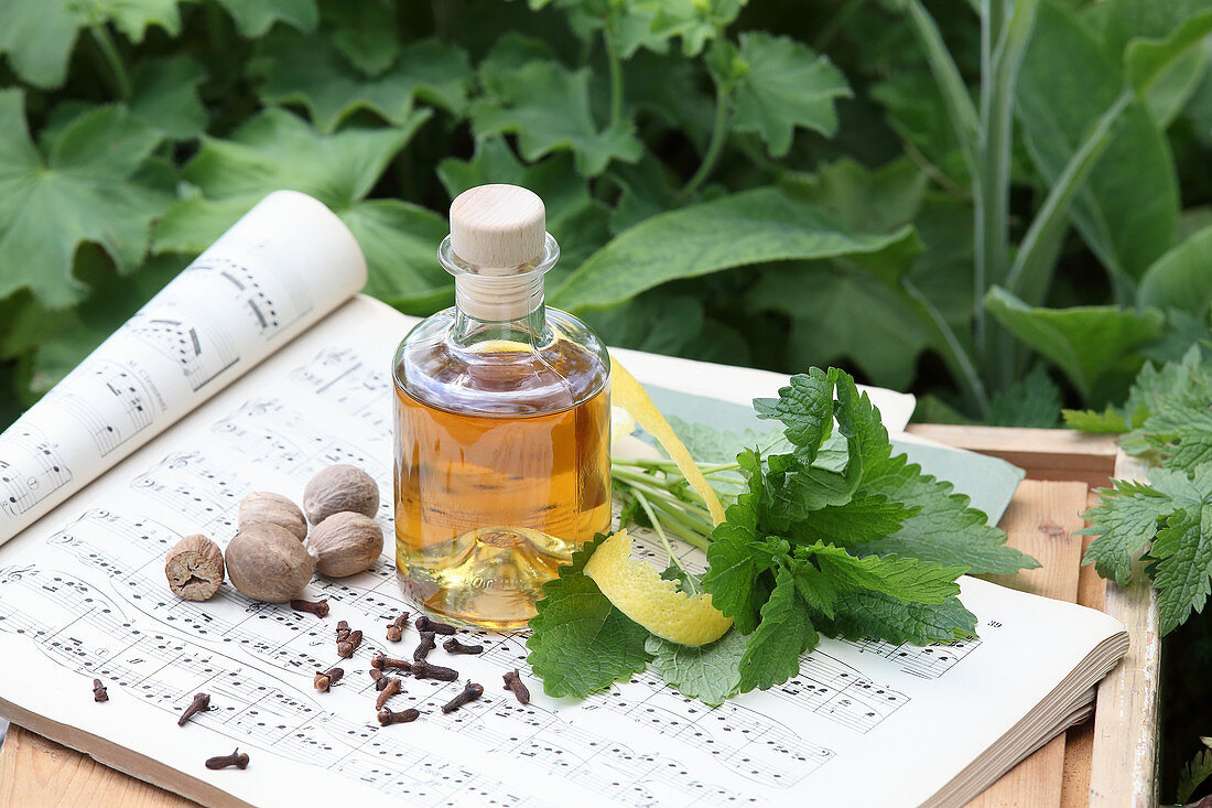 Soothing lemon balm oil in glass vials