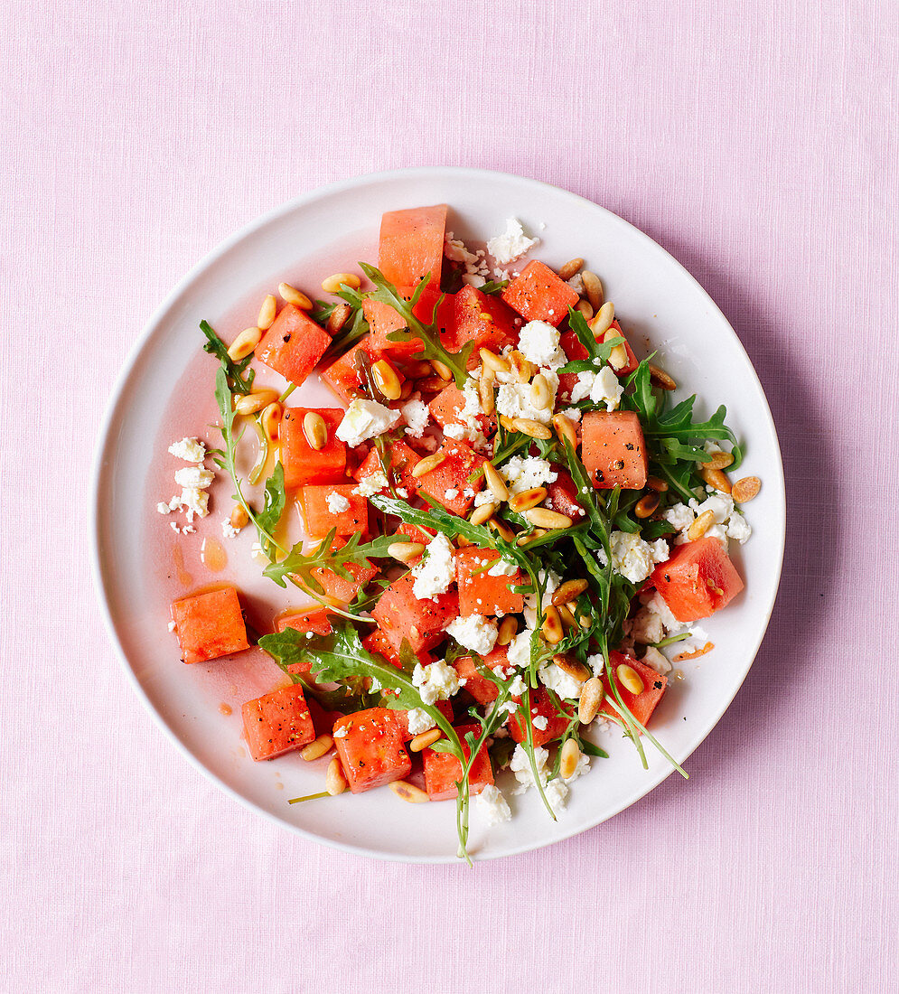 Wassermelonen-Feta-Salat mit Rucola