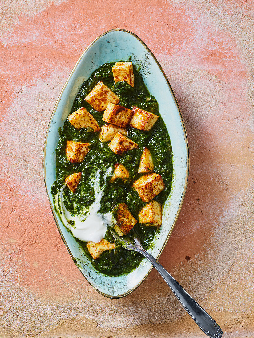 Palak paneer with spinach