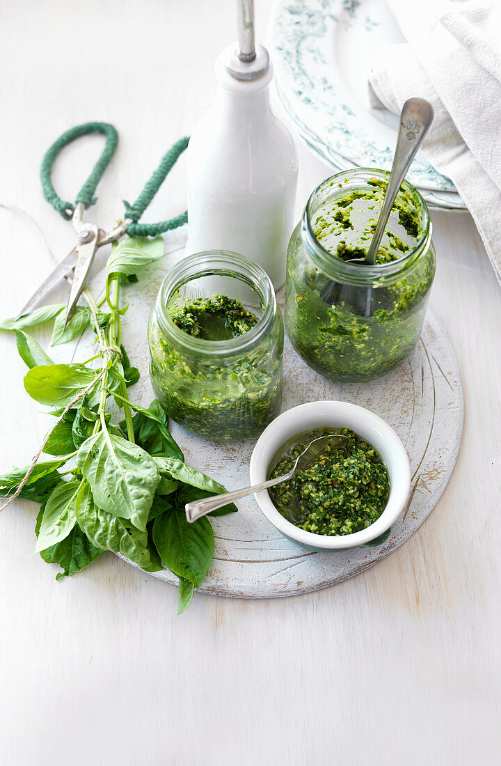 Hausgemachtes Pesto