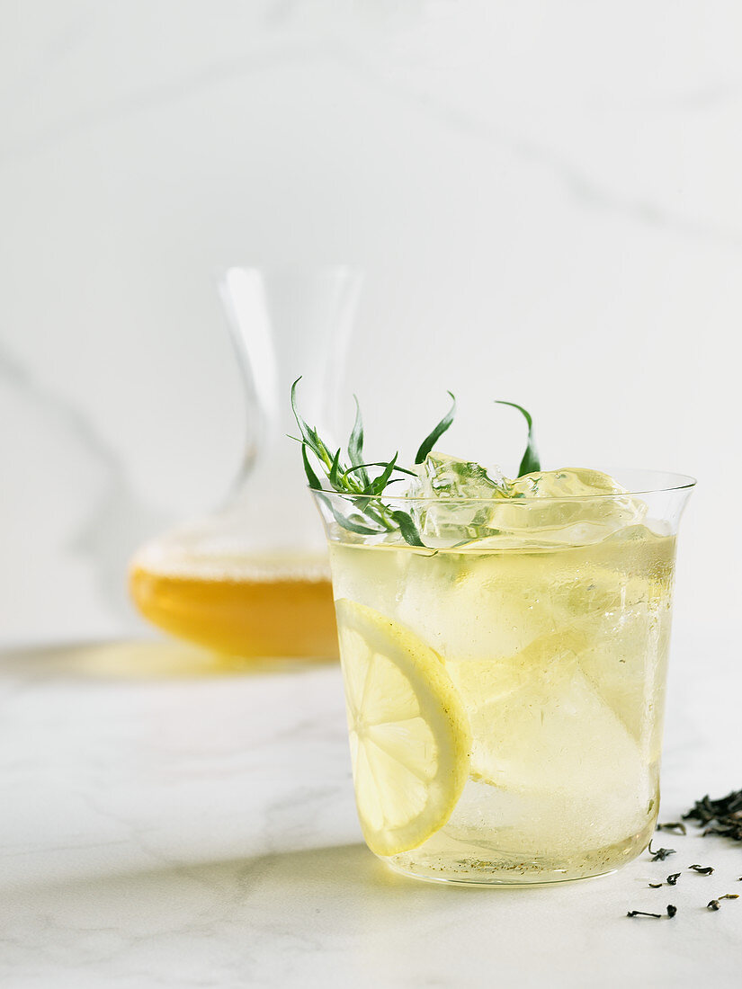 Iced tea with lemon and taragon