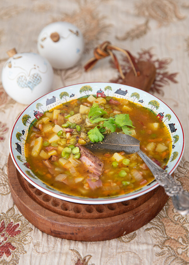 Soup with green split peas