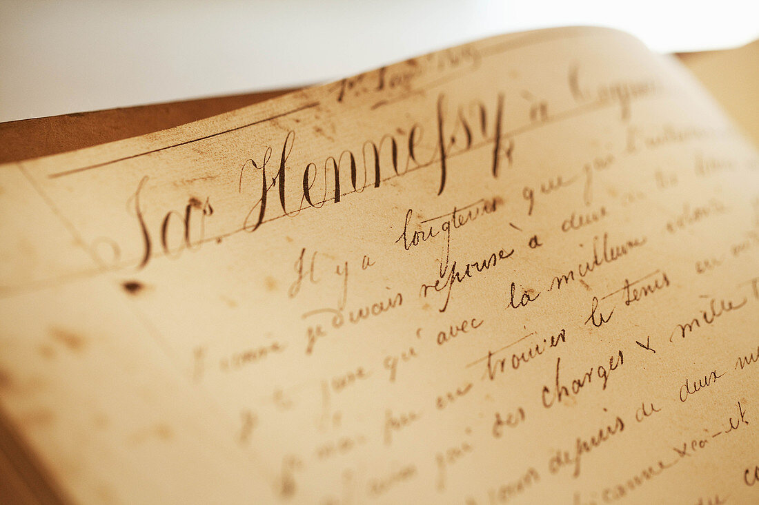 Urkunde, Hennessy, Cognac, Charente, Frankreich