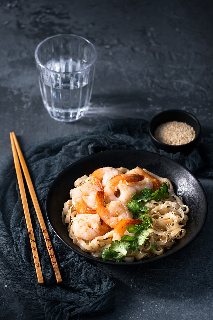 Rice noodles with shrimp (Asia)