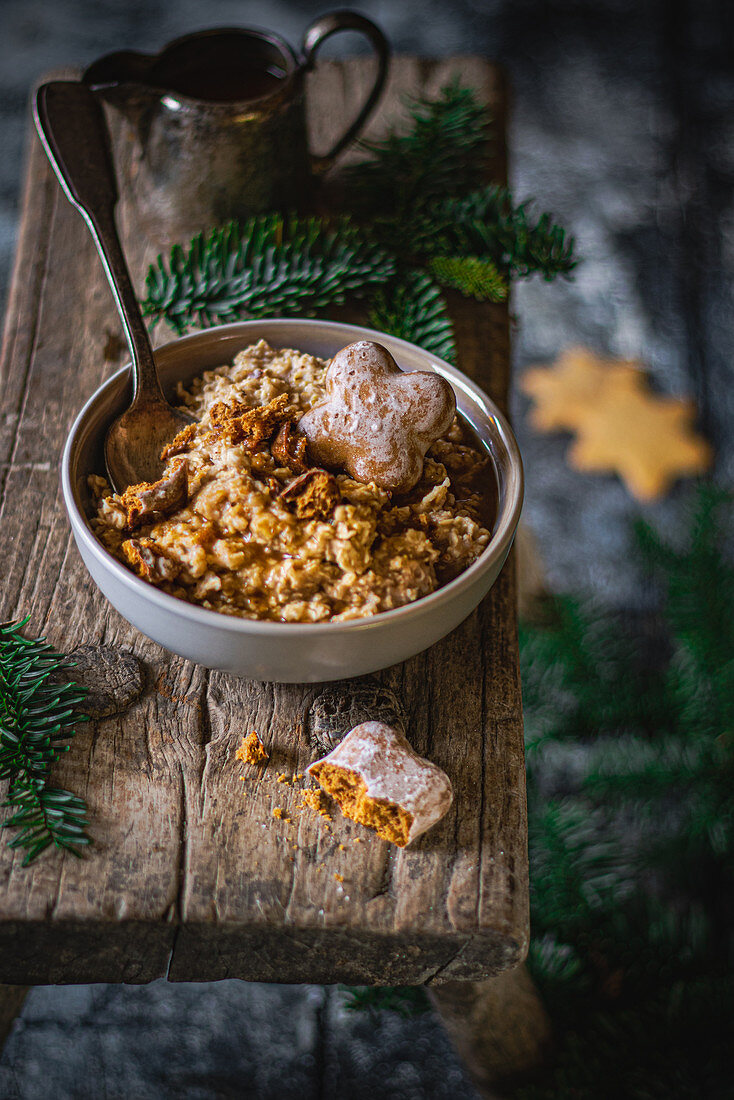 Gingerbread porridge