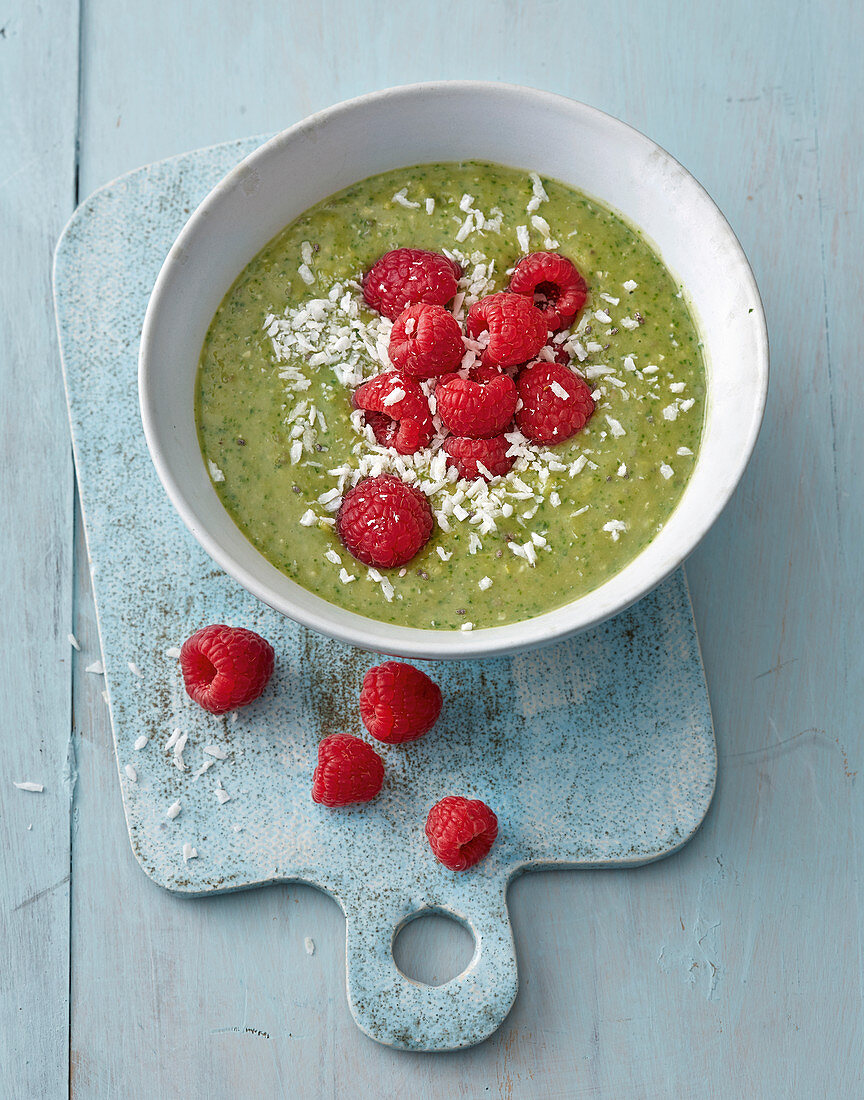 Green Smoothie Bowl with raspberries and coconut