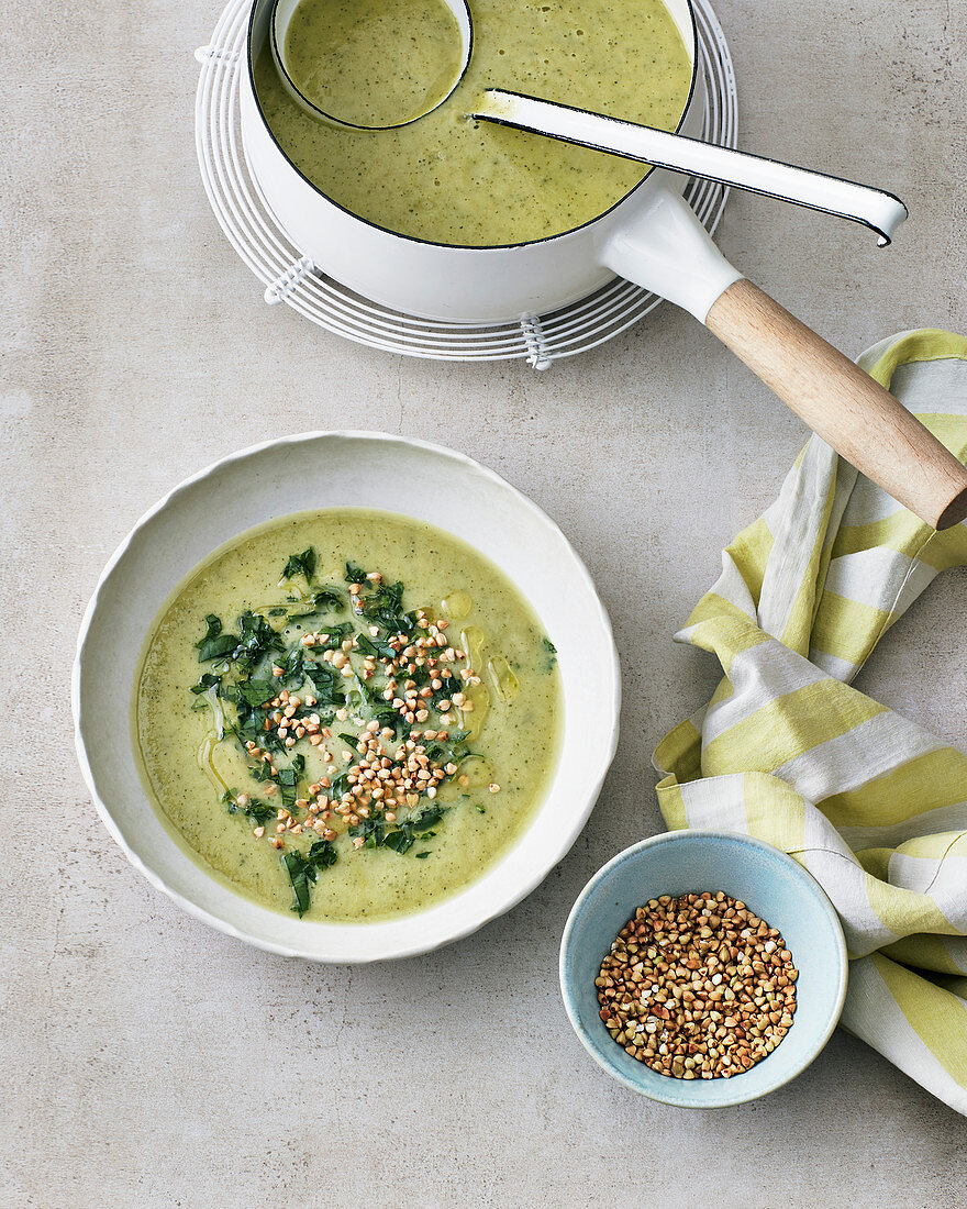 Courgette soup with cannellini beans and buckwheat