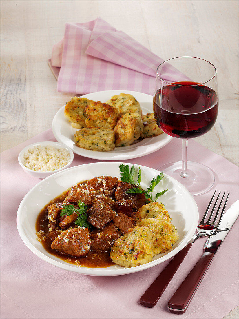 Beef goulash with bread dumplings