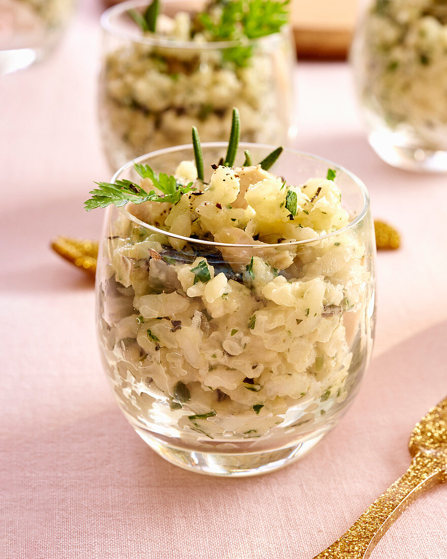Risotto with herbs and chicken