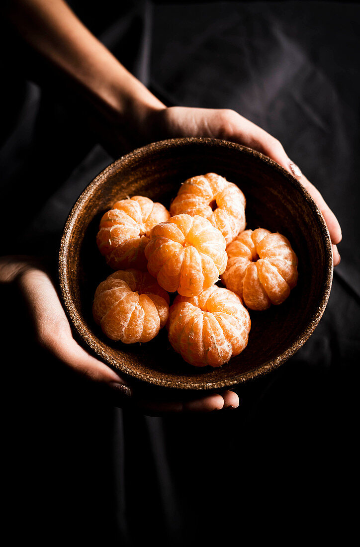 Serving tangerines