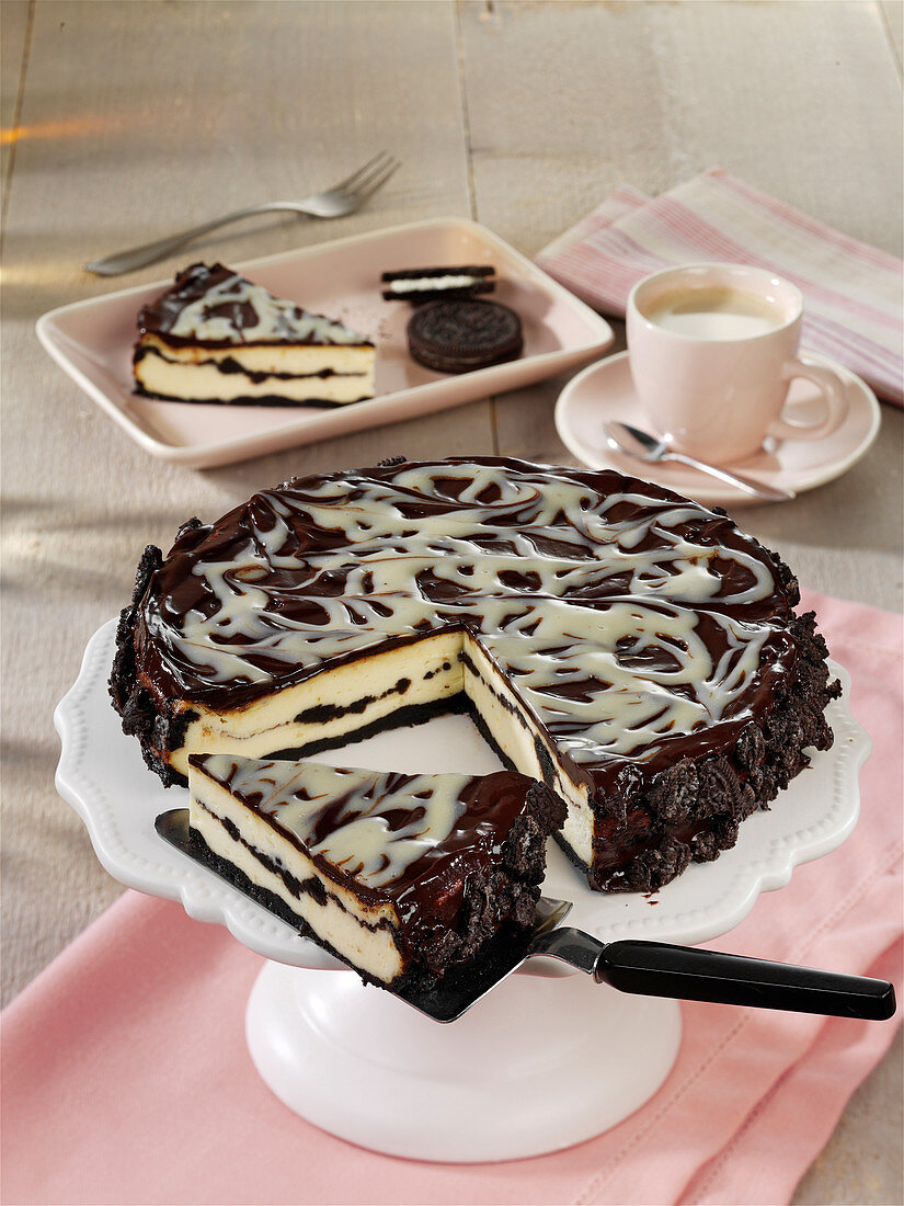 Chocolate biscuit cheesecake, sliced