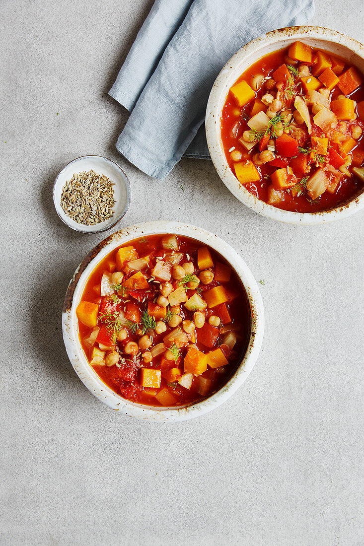 Red pumpkin and fennel stew with chickpeas