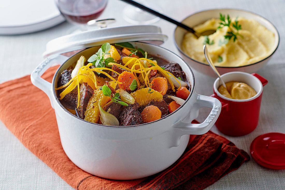 Beef stew with oranges (France)