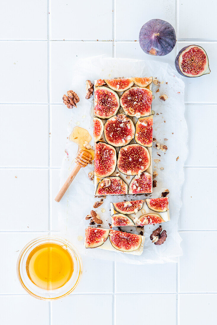 Fig walnut cheesecake from the tray