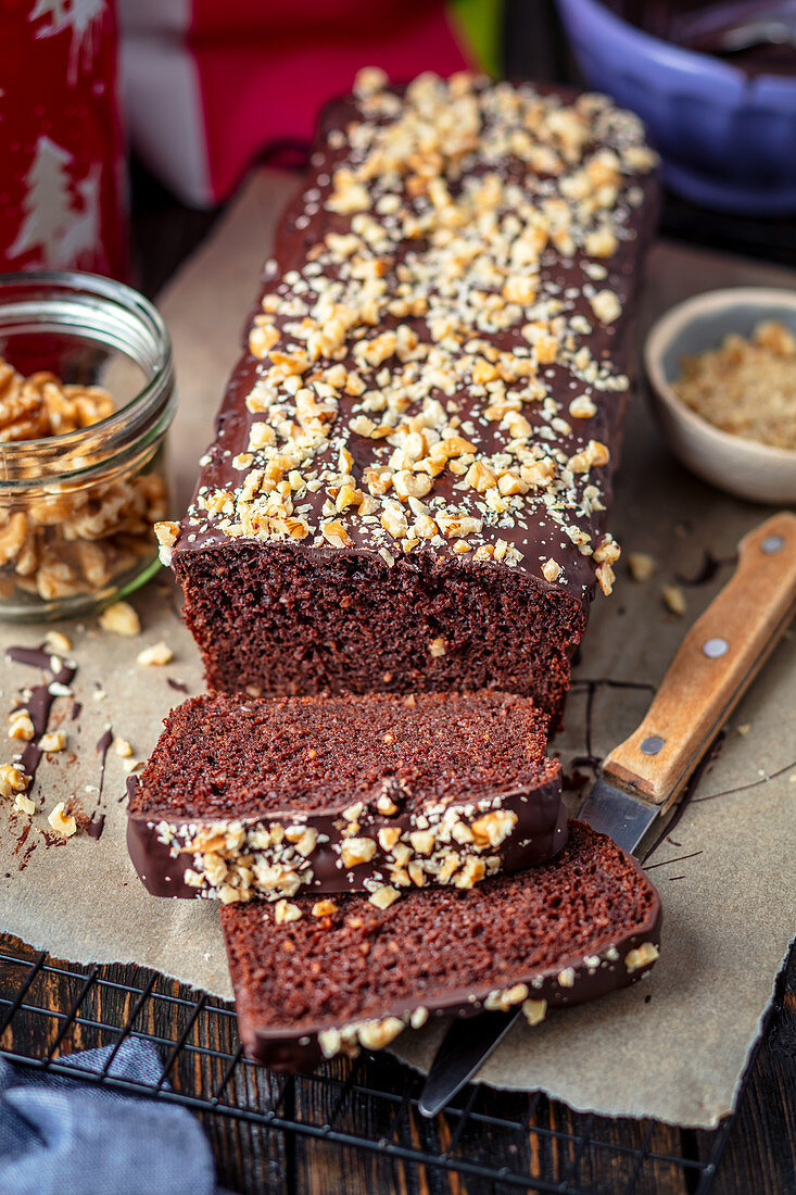 Lebkuchenbrot mit Walnüssen