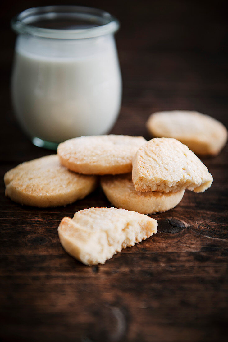 Sugar Cookies with Milk