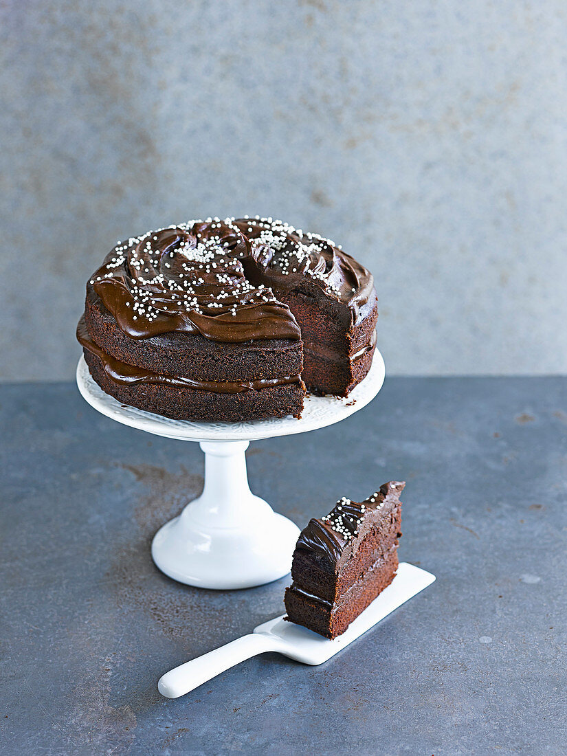 Chocolate avocado cake