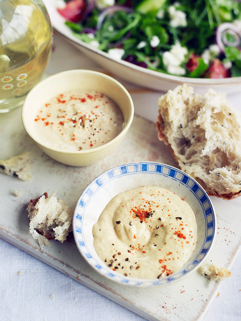 Tahini and lemon sauce