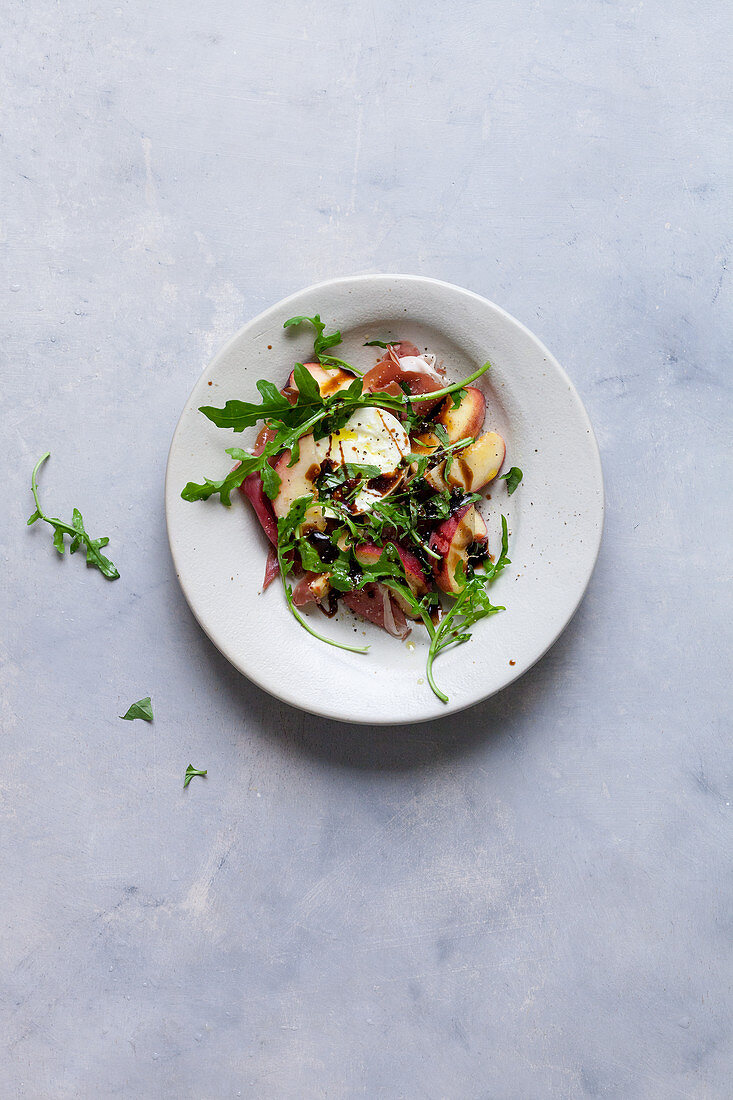 Peach salade with parm ham and mozzarella