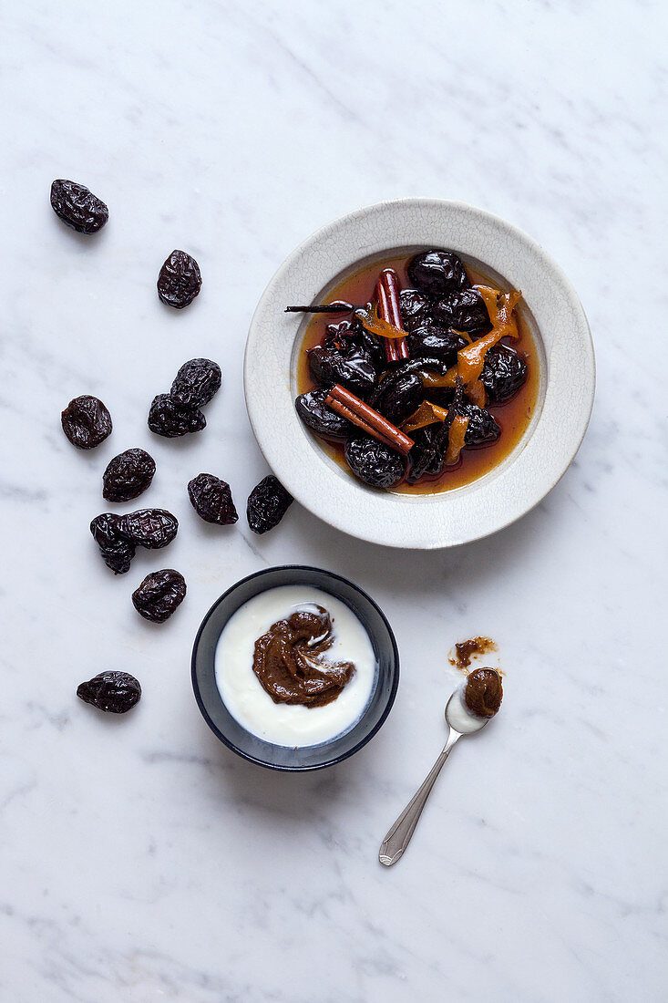 Poached prunes and prune cream
