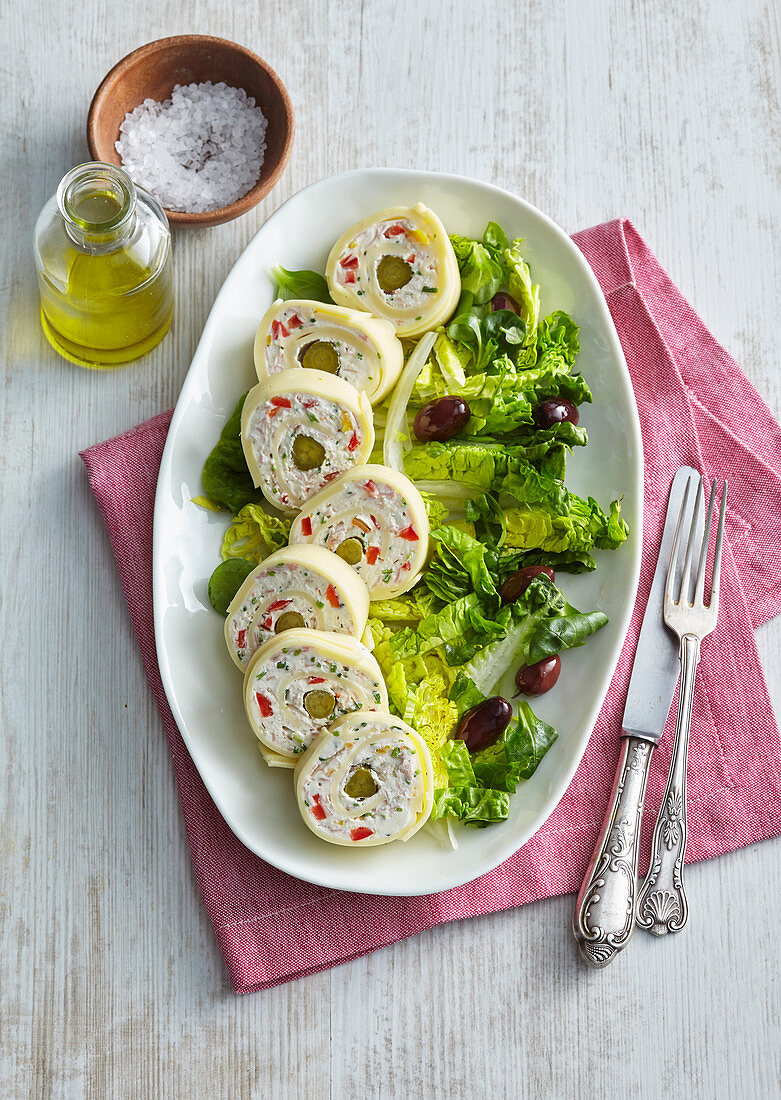 Cheese roll with ham and cucumber