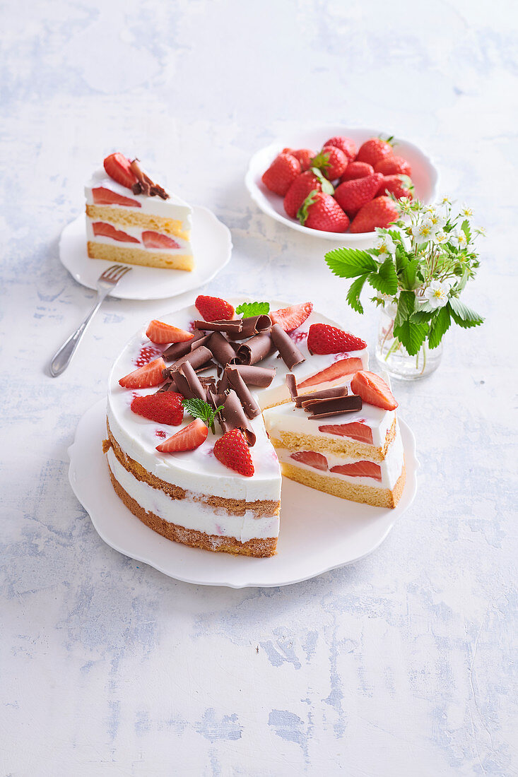 Erdbeertorte mit Hüttenkäse