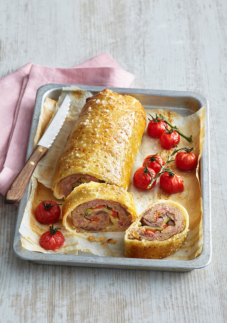 Minced meat roll in puff pastry
