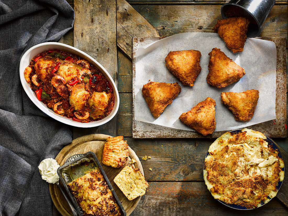 Southern Fried Chicken, Mac and Cheese, kreolisches Jambalaya, Maisbrot mit Käse