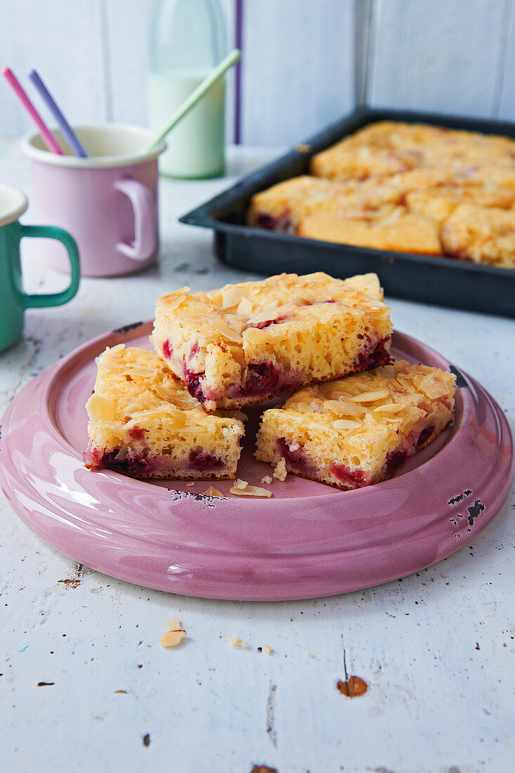 Tray bake fruit cake