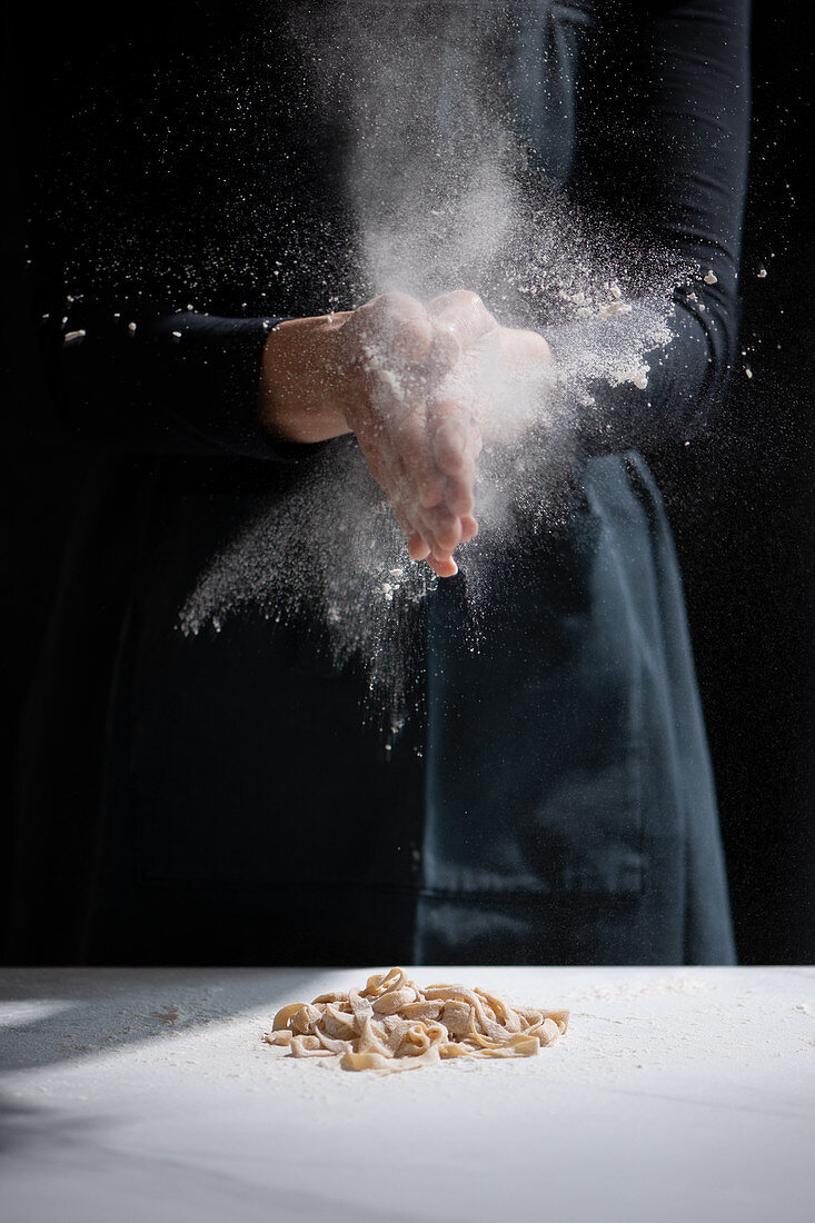 Making tagliatelle