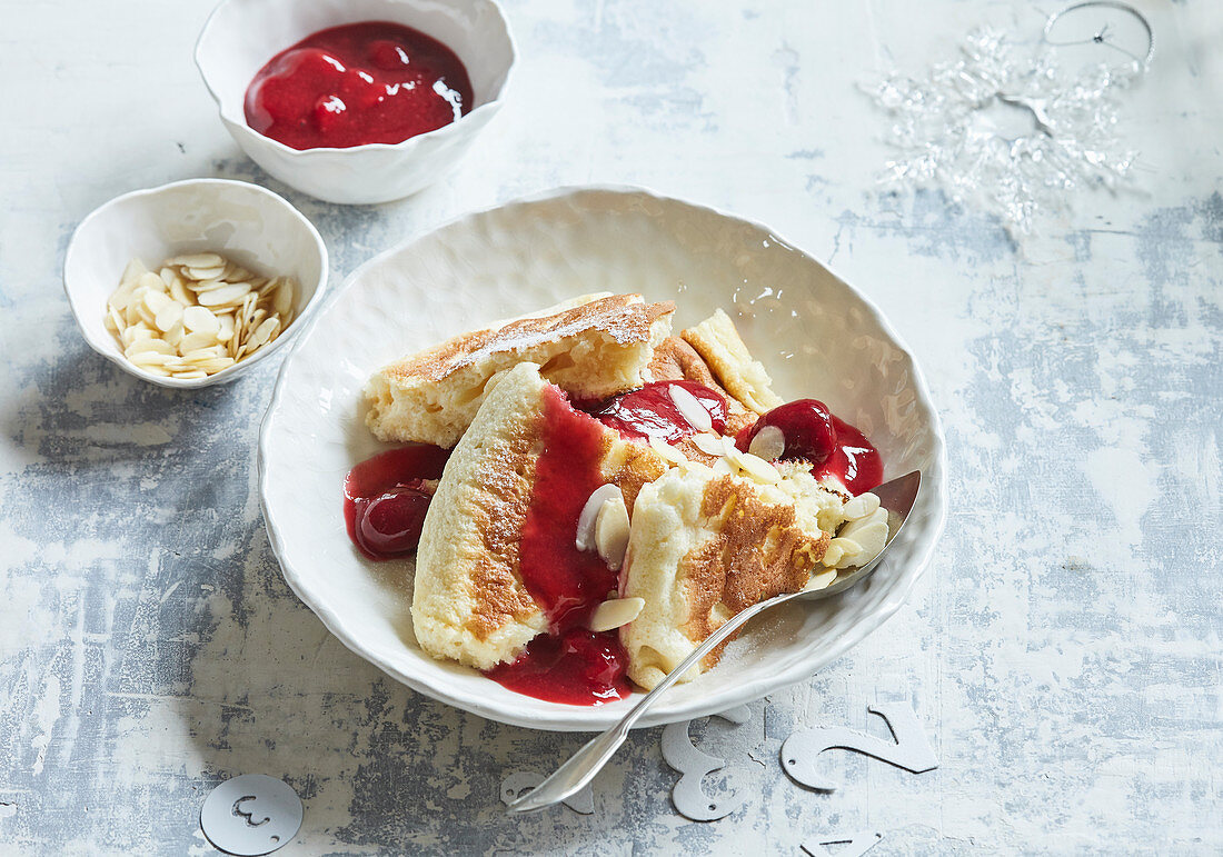 Empiror s pancakes with raspberries