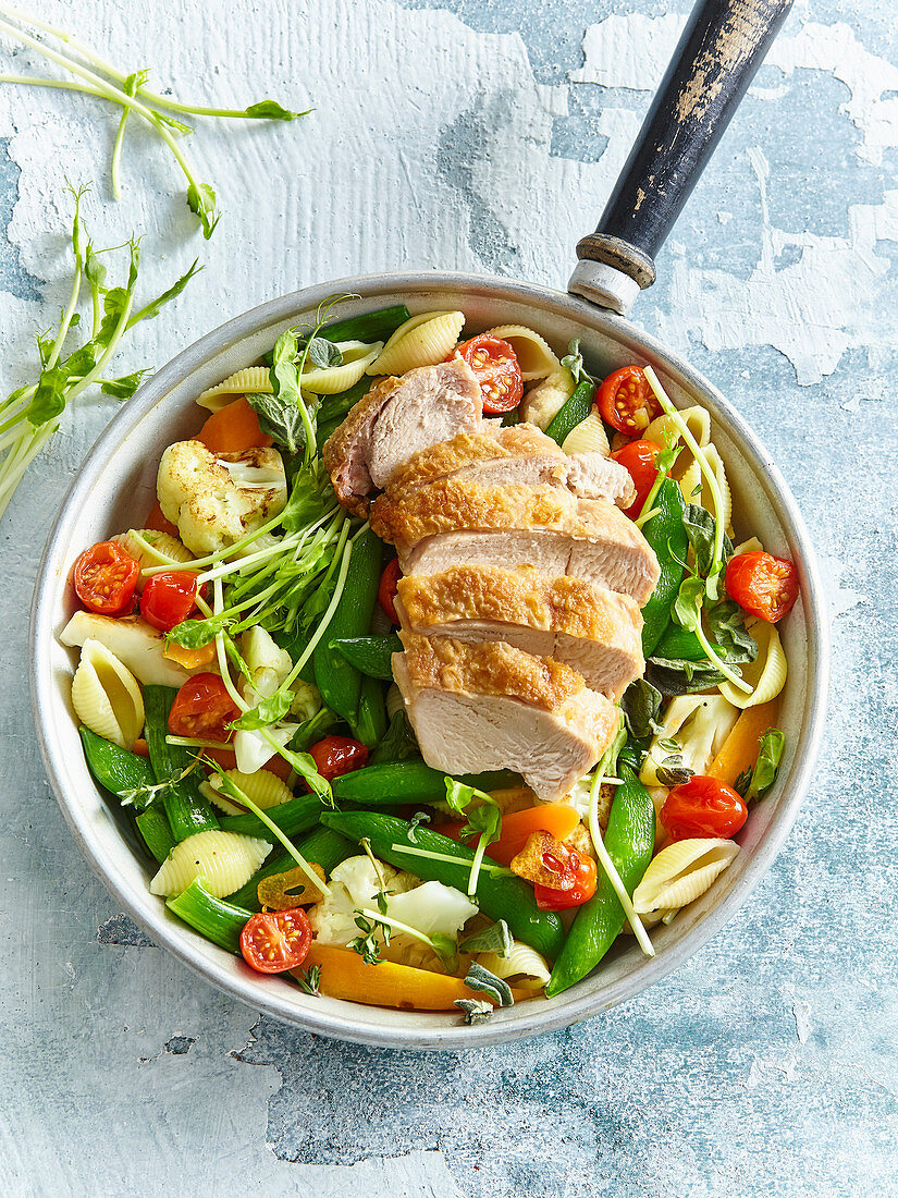 Pasta Primavera with chicken breast