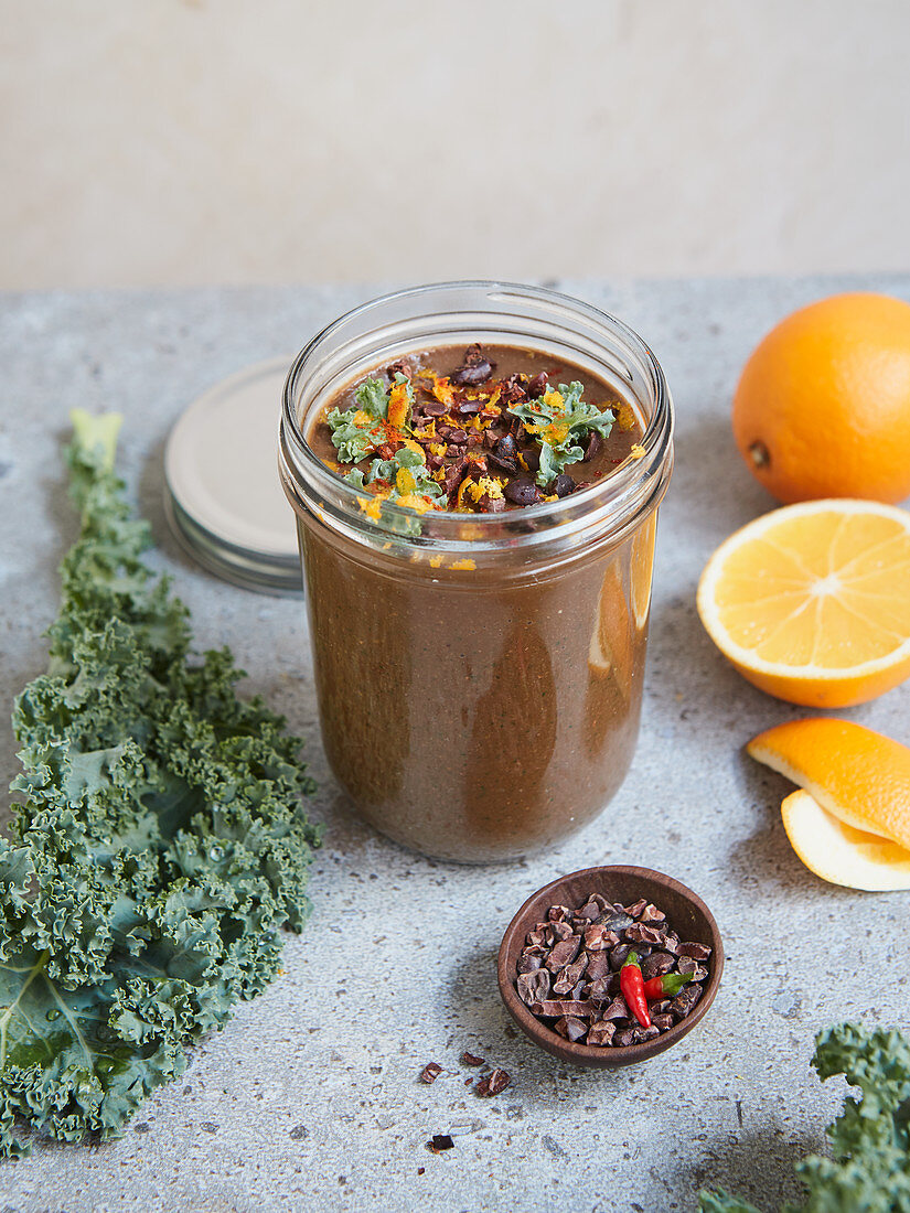 Winter cocoa smoothie with kale and orange