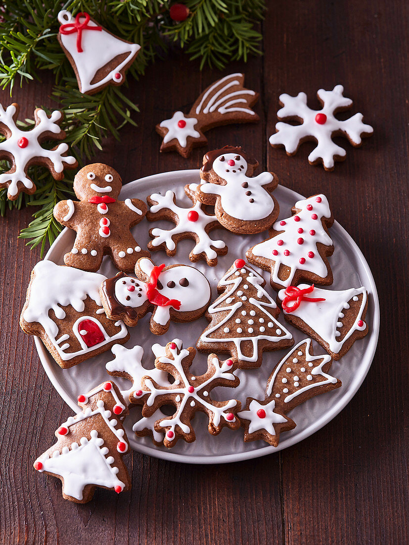 Christmas gingerbread with icing