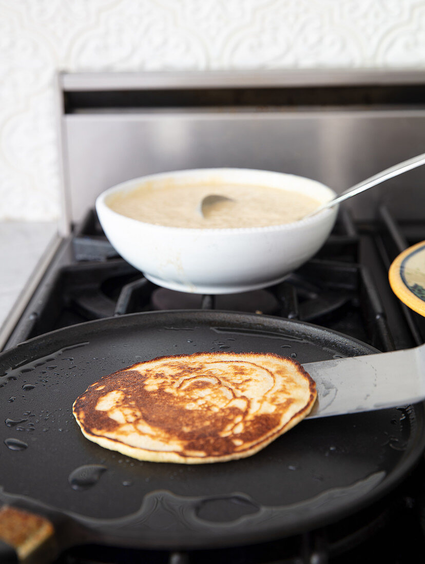 Vollkorn-Sauerteig-Pfannkuchen zubereiten