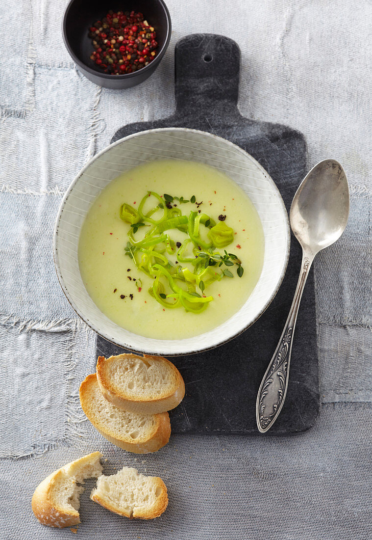 Kartoffel-Lauch-Suppe (Vichyssoise)